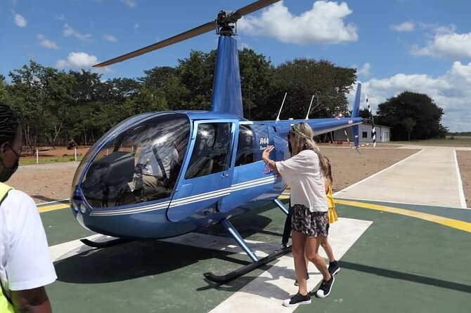 13-15 minutes Private Short Helicopter Flight - A 15-minute flight with a clear purpose