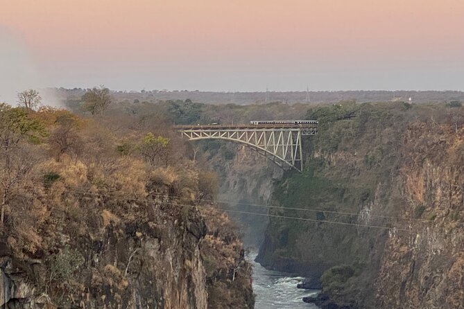 3 days 2 nights Tour of Victoria Falls with hotel package - Day 2 morning: Walking all 16 Victoria Falls viewpoints