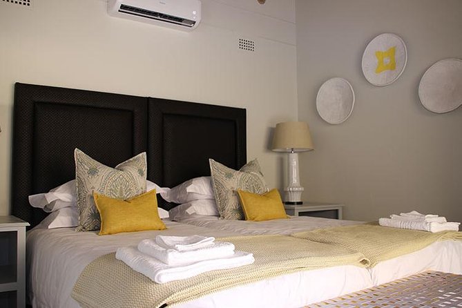 4 Days Victoria Falls Zimbabwe with Chobe National Park Safari Botswana and Livingstone Zambia - The guiding style and group setup