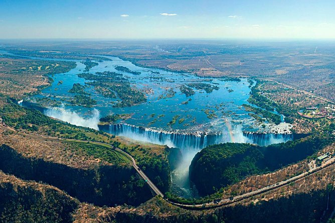 5 Day Victoria Falls and Chobe National Park Luxury Accommodated Tour - Key points to know before booking