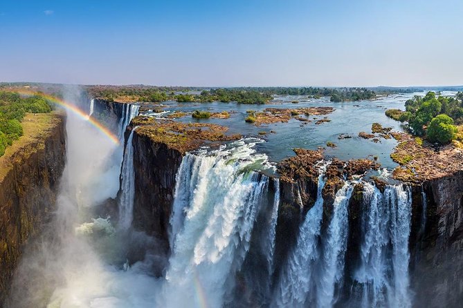 7 Day Highlights Of Botswana Overland Tour – ACCOMODATED (midrange) - Day 4: A bush walk and the wide-open Makgadikgadi Salt Pans