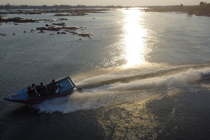 Adrenaline Jet Boat Safari in Victoria Falls - Who will enjoy this most