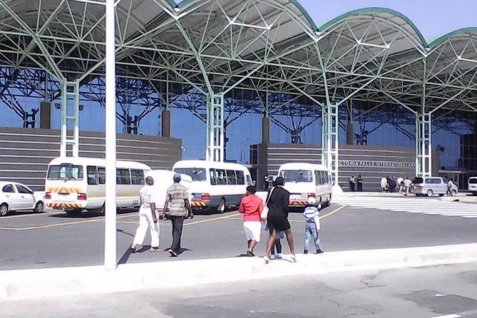 Airport Transfers - The Road Into Town and Its Wildlife Chance