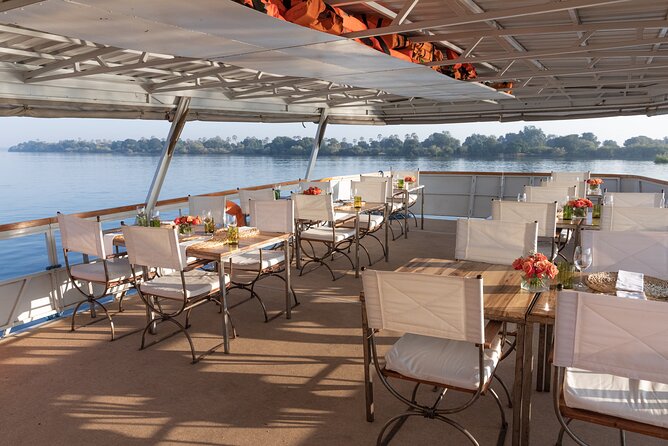 Dinner Cruise on the Zambezi River - Why sunset is the real star of the Zambezi cruise