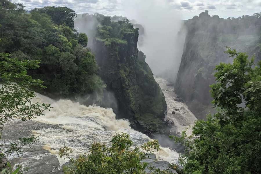 From Livingstone: Day Trip to Victoria Falls, Zimbabwe - The 8:30 AM pickup from Livingstone