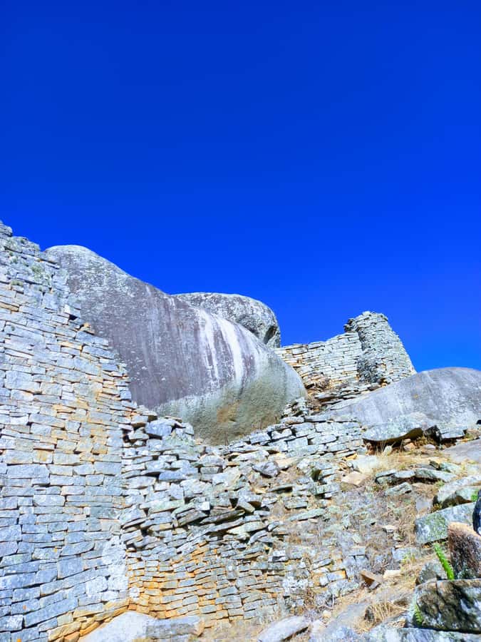 Great Zimbabwe: The World's View Historical Site !! - Leaving Harare for the four-hour road to Masvingo