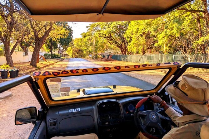 Guided 4x4 Town Safari in Victoria Falls - A guide-led look at daily life