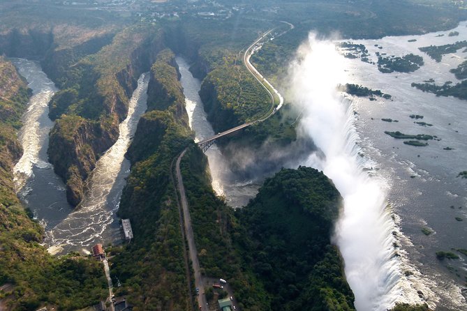 Guided Tour Of The Majestic Victoria Falls/Sunrise Tour - Key points at a glance