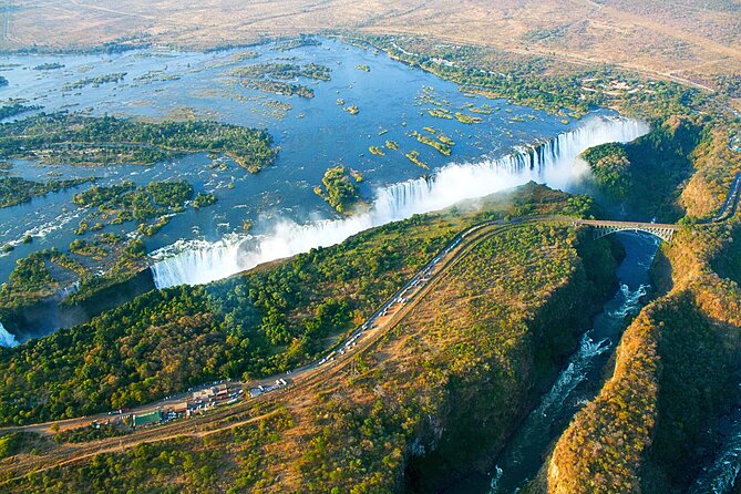 Helicopter Flight+window Seat Guarantee over the Victoria Falls - What $189 really gets you