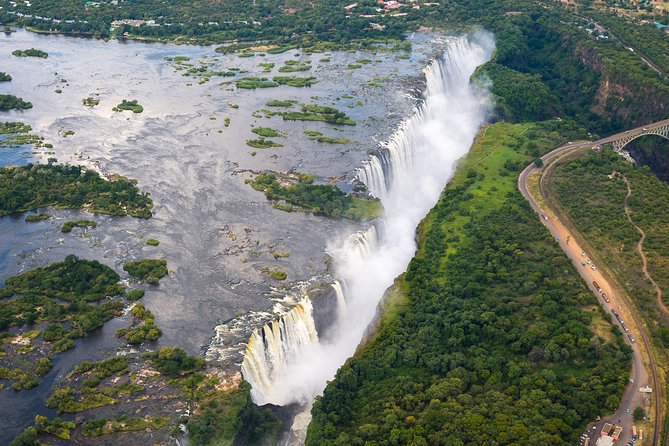Helicopter Scenic Flight over Victoria Falls 12-13 minutes Flight - What happens during the 12 to 15-minute flight