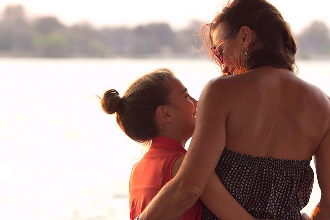 Sundowner Cruise on Zambezi River (Zimbabwe) - The sunset is the main attraction
