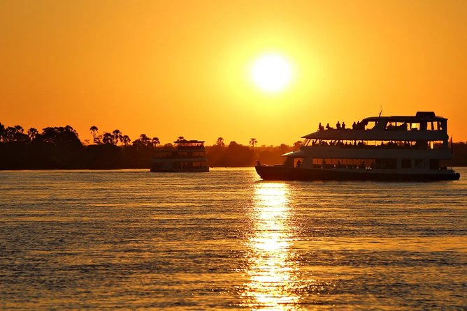 Sunset Cruise Wildlife Watching Experience at Zambezi River - Why a Zambezi sunset works so well