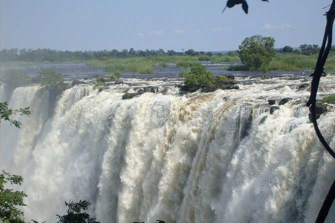 Victoria Falls Airport Pvt Transfers, Sundowner Cruise & Tour of the Falls Combo - Key points at a glance