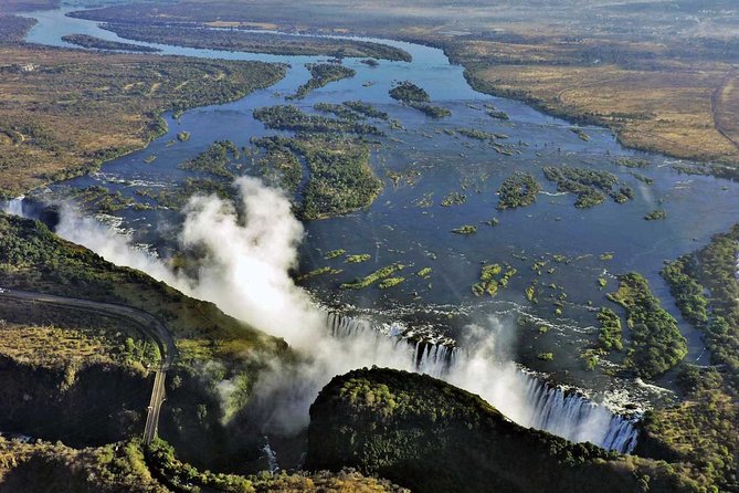 Victoria Falls Airport Transfer to Victoria Falls Town or Hotel - Why the $55 group price can be useful