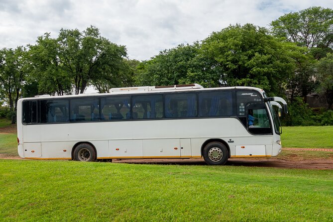 Victoria Falls Airport Transfers - Vic Falls Town - What the driver adds to an ordinary airport transfer
