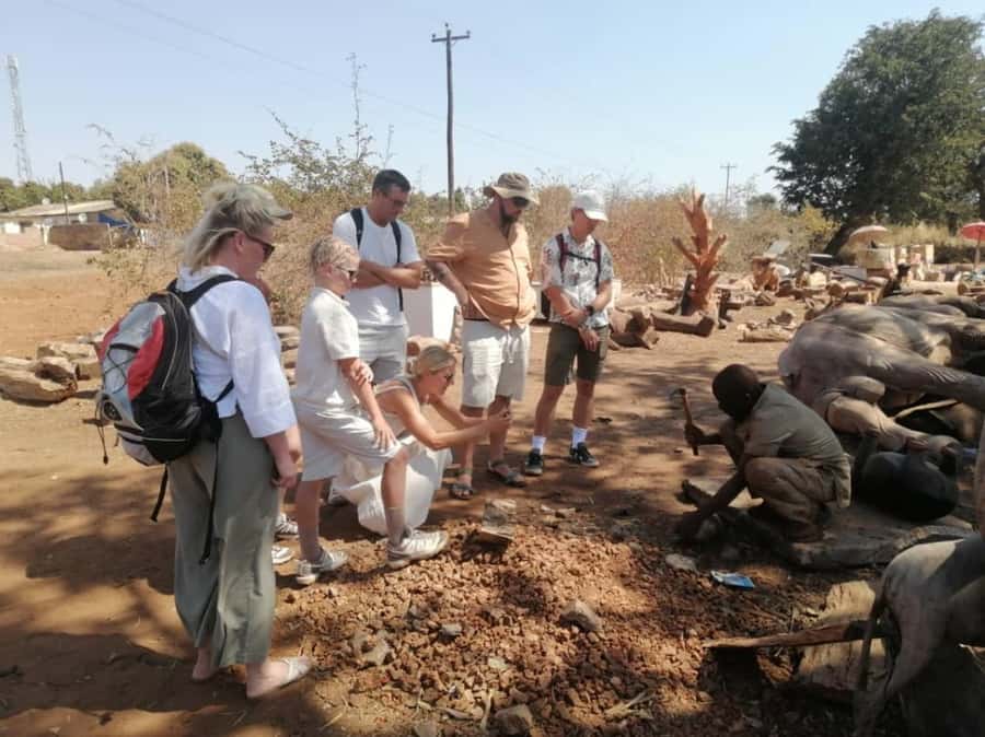 Victoria Falls: Chinotimba Township Tour with a Local Guide - Lunch, braai, and local drinks