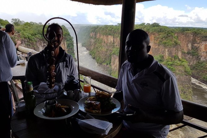 Victoria falls Day Trip in Zimbabwe from Livingstone (Zambia) - The 9:00 a.m. start from Livingstone