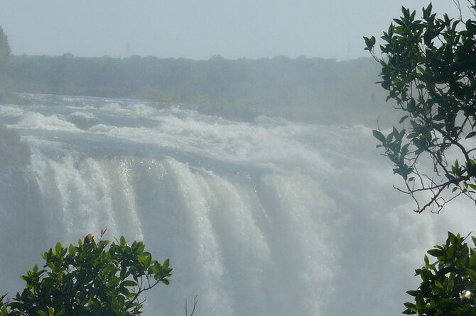 Victoria Falls Guided Tour - Best for photographers, first-time visitors, and small groups