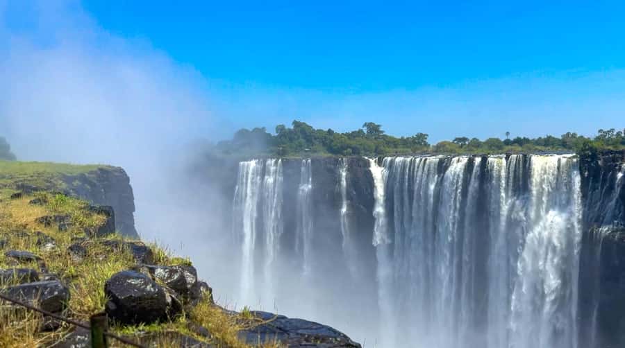 Victoria Falls: Guided Tour of the Victoria Falls - What makes the viewpoints different