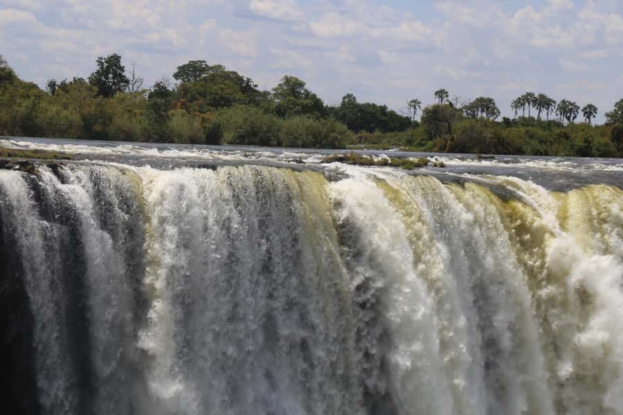 Victoria Falls Guided Tour with High Tea - Key points to know before booking