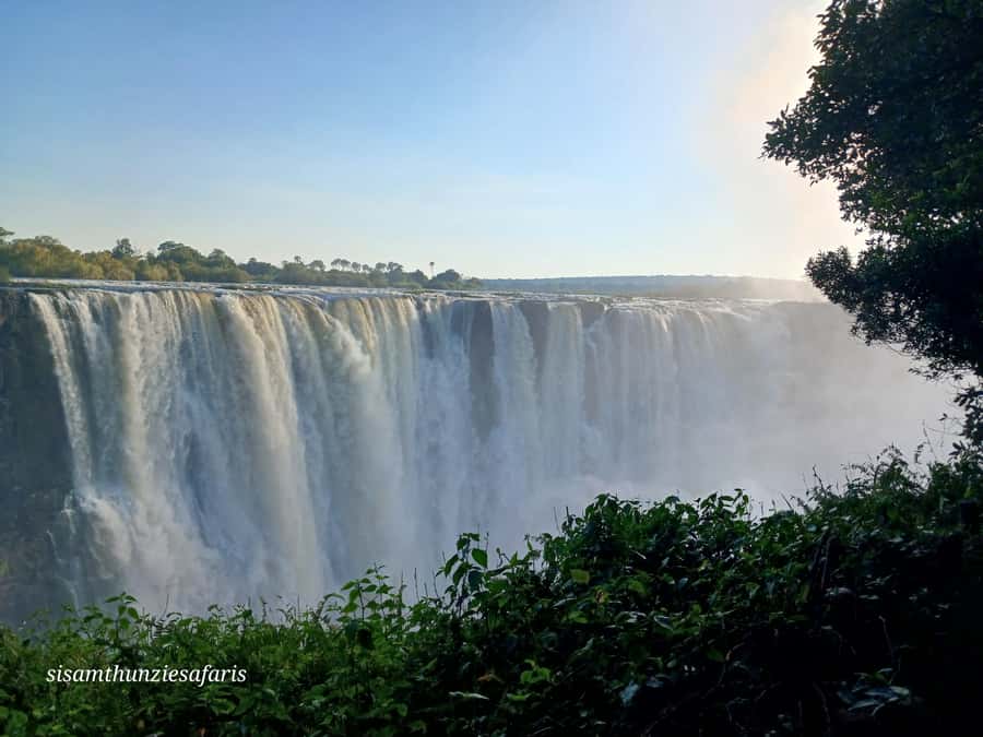Victoria Falls: Guided Walking Tour - Danger Point, the Eastern Cataract, and Boiling Pot