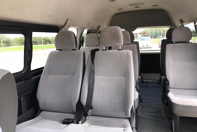 Victoria Falls: Private Airport to Hotel Transfer Service - Finding the driver at Victoria Falls Airport
