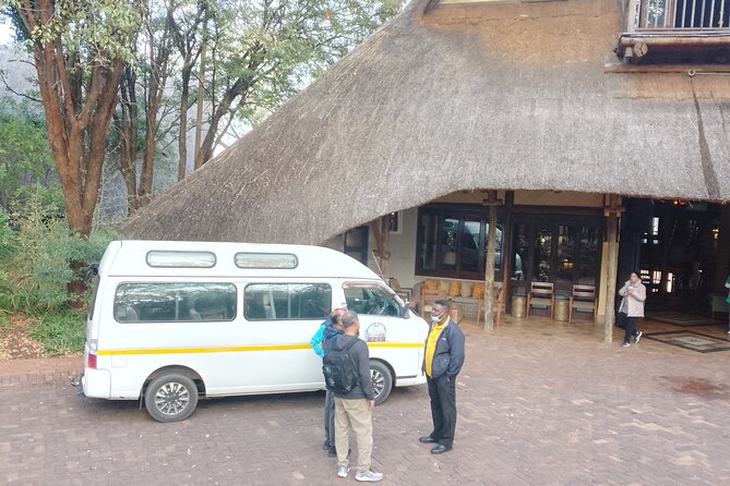 Victoria Falls Private Airport Transfers - VFA - A closer look at the 25-minute route into town