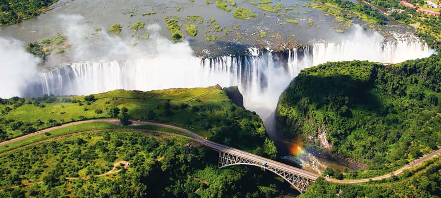 Victoria Falls: Private Guided Tour of the Falls - Starting with pickup in Victoria Falls Town