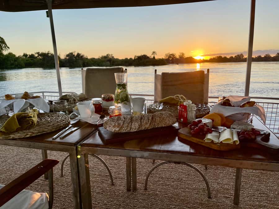 Victoria Falls: Private Sunrise Cruise with Breakfast - Birdwatching with the captain