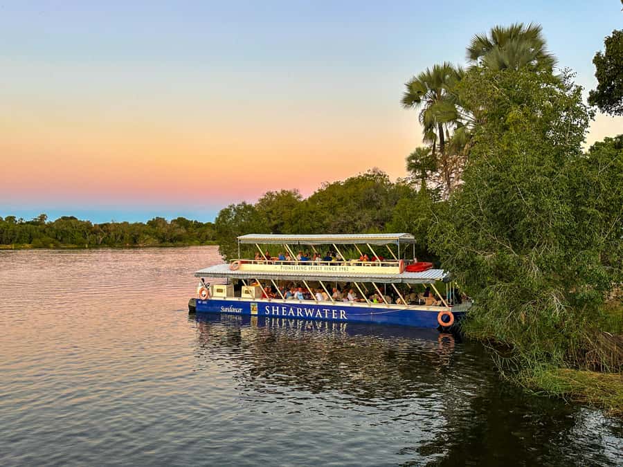 Victoria Falls: Sunset Cruise on the Zambezi River - Key points before you book