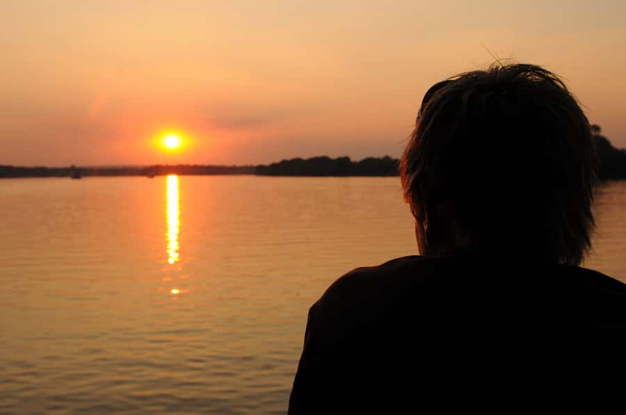 Victoria Falls: Sunset Cruise on the Zambezi River - Wildlife watching along islands and riverbanks