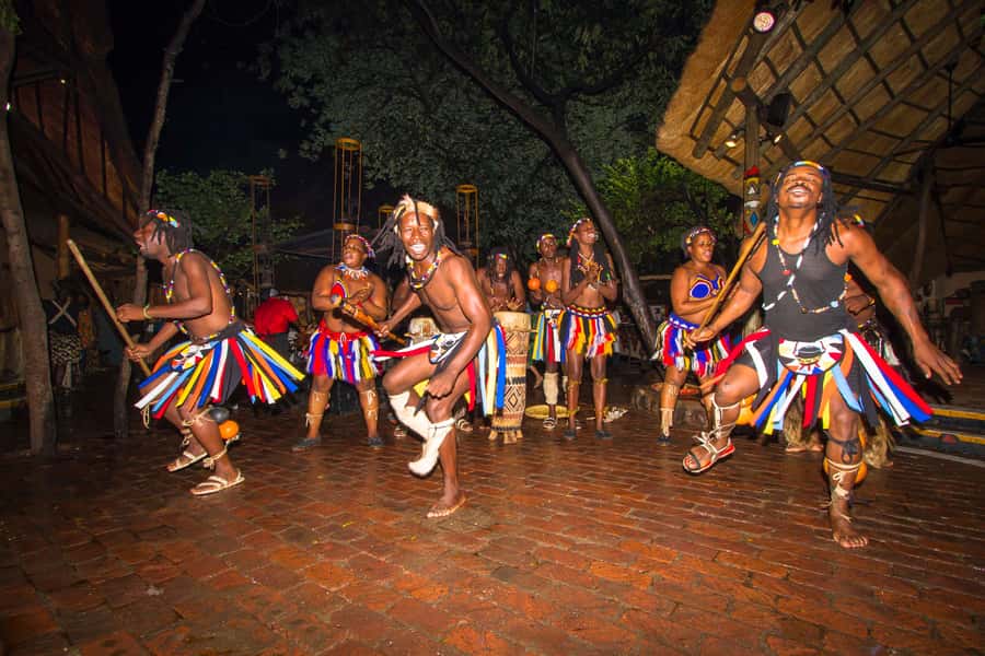 Victoria Falls: The Boma Dinner and Drum Show - Entering The Boma for a Zimbabwean night