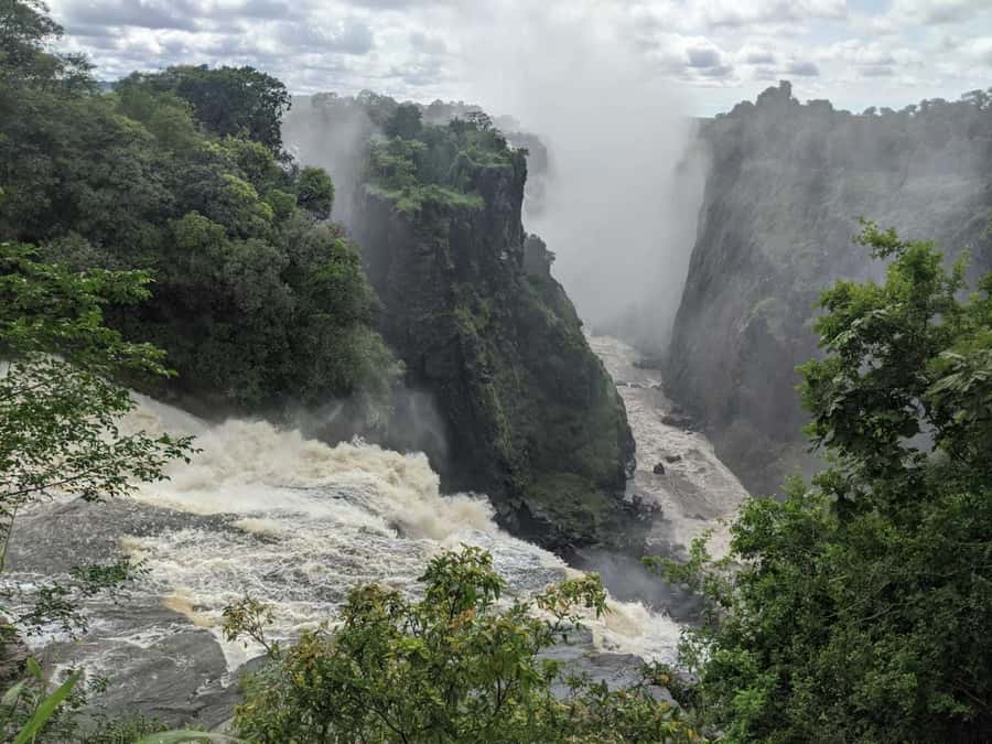 Victoria Falls Town: Victoria Falls Guided Sunrise Tour - Sunrise views and the changing spray