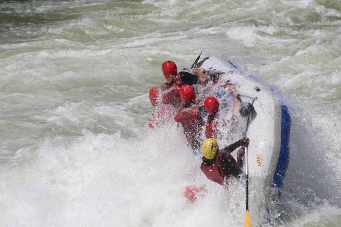 White Water Rafting in Zimbabwe - Walking down to the Zambezi gorge