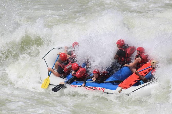 White Water Rafting in Zimbabwe - Lunch at the top of the gorge