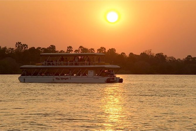 Zambezi Sunset Cruise In Victoria Falls - Why the Zambezi works so well at sunset