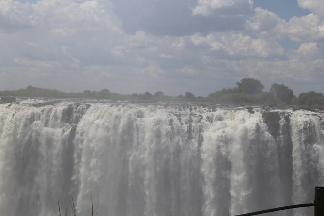 Zimbabwe & Zambia side Private Guided Tour of the Falls - Who should book this Victoria Falls tour