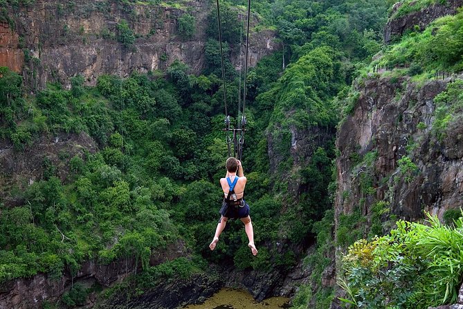 Zipline (Zimbabwe) - Flying above Victoria Falls Bridge